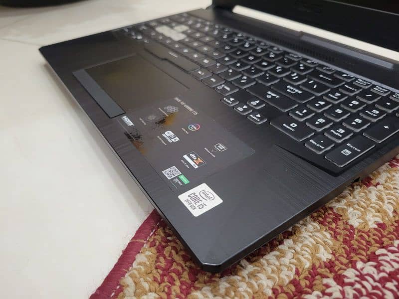 Asus TUF 15 FX506LI Gaming Laptop 1