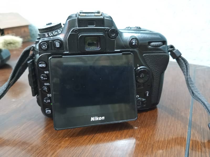 D7500 Nikon  with 17-50 Tamron 2.8 1