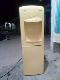 Water Dispenser In Good Condition