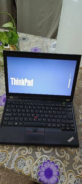 Lenovo thinkpad i5 4gb/300gb 7