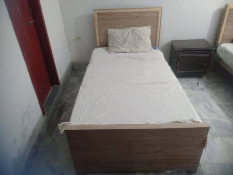 single beds very good condition urjent for sell 1