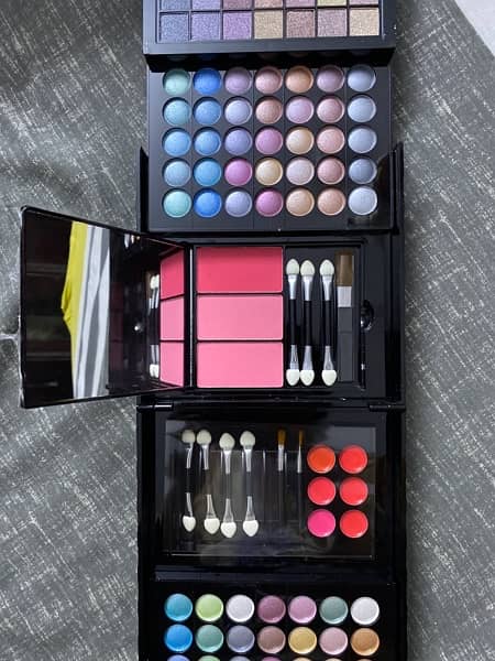 #SHANYNation All-in-One Harmony Makeup Kit (Original) 3