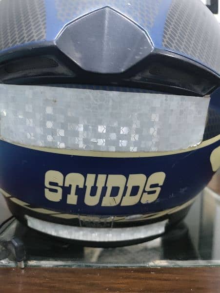 Studds Thunder Helmet 2