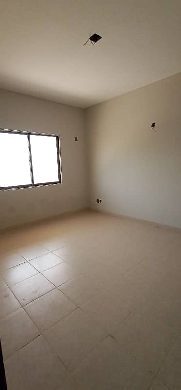 120 Yard Ready To Move Bungalow For Sale 9