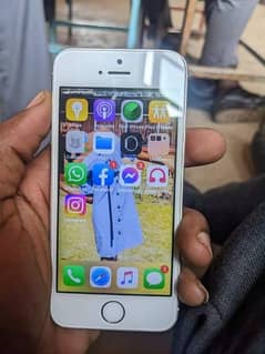 I phone 5s pta approved 64gb delivery a pakistan 0305,4824827 Whatsapp