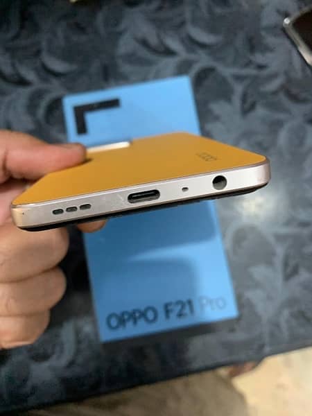 OPPO F21 just like new open box 10/10 guaranteed with all accessories 6