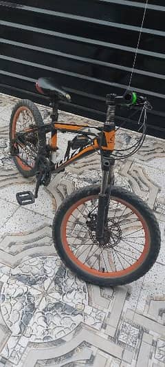 mountain cycle with Gears