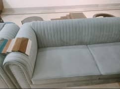 5 seater sofa set. . . new condition