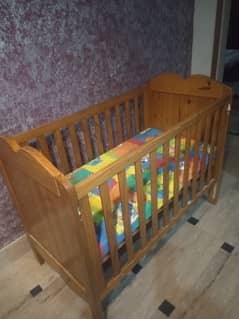 baby cot made of pure shesham wood 0