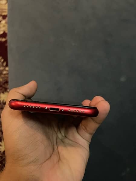 iPhone XR 64Gb mint condition 3