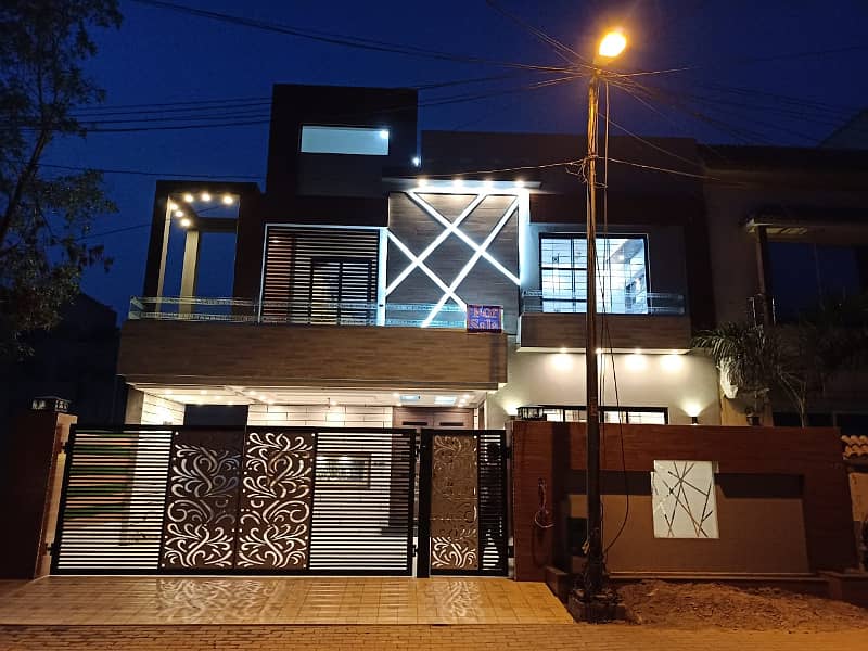 10 Marla House For Sale In Janiper Block Bahria Town Lahore 1