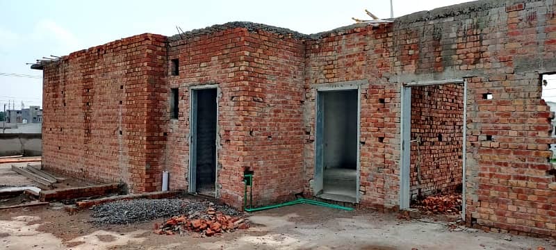 1 kanal single storey grey structure for sale in block E5 IEP Engineers Town 8