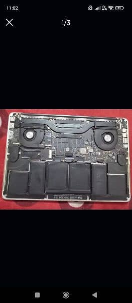 MacBook Pro A1398 2015 Mid screen broken 1