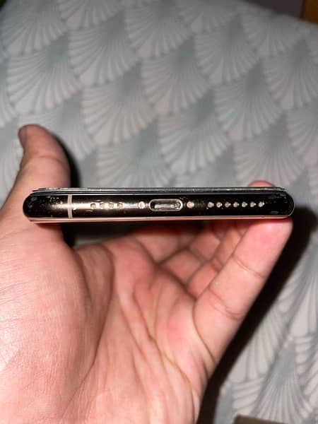 iPhone Xs Max 256Gb *Pta Approved* 4
