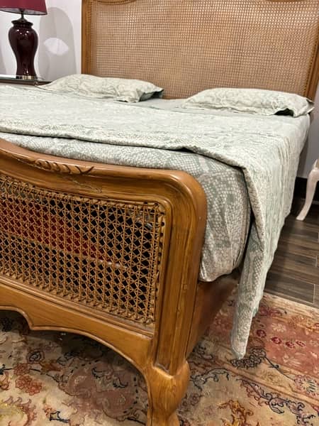chik chinioti bed with brand new mattress 4