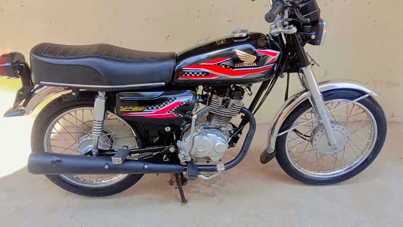 Honda 125 model 2021 10 by 10 contact no 02195983373 15