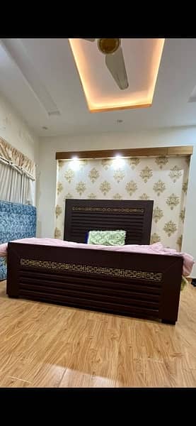 king size Bed + Dressing For Sale 2