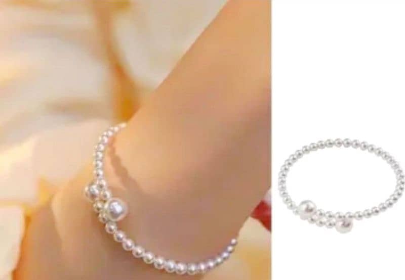 beautiful  Pearl Bracelet •  Material: Alloy 1