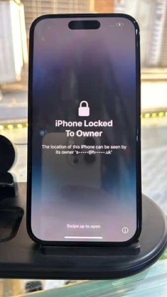 iphone 14 pro icloud Stuck 1