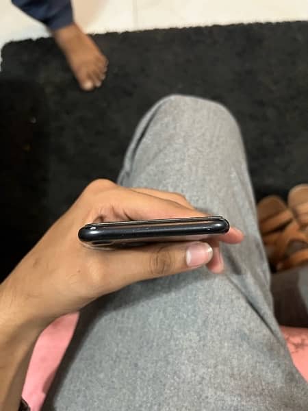Iphone 7 9\10 piece for urgent sell 3