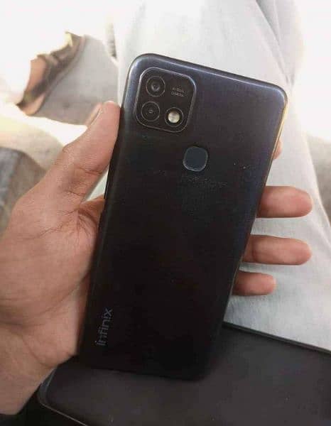 Infinix Hot 10i 3