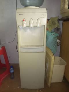 Orient Water Dispenser 0