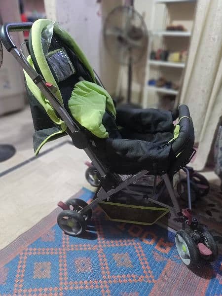 Baby stroller good condition 2