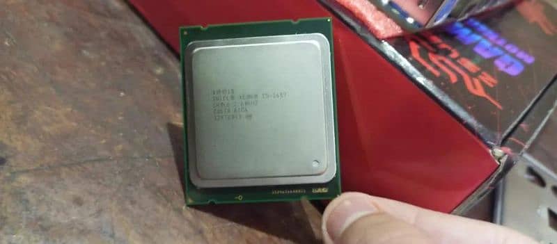 Intel Xeon E5 2689 8 Cores 16 Threads 2
