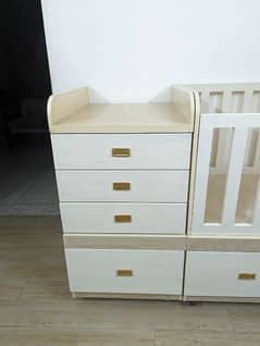 Wooden Baby Cot with Drawers 0