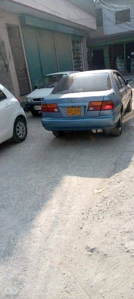 Nissan Sunny 2000 2