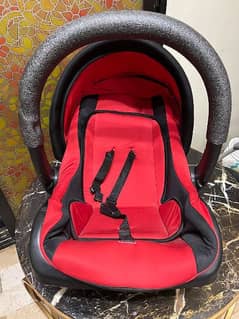 GOLDEN BABY CARRYCOT