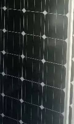 20 solar panels  285 wats  very good condition