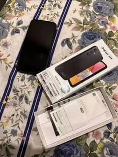 Samsung A14 for sale 6/ 128 Blaxk color 10/10 condition with box