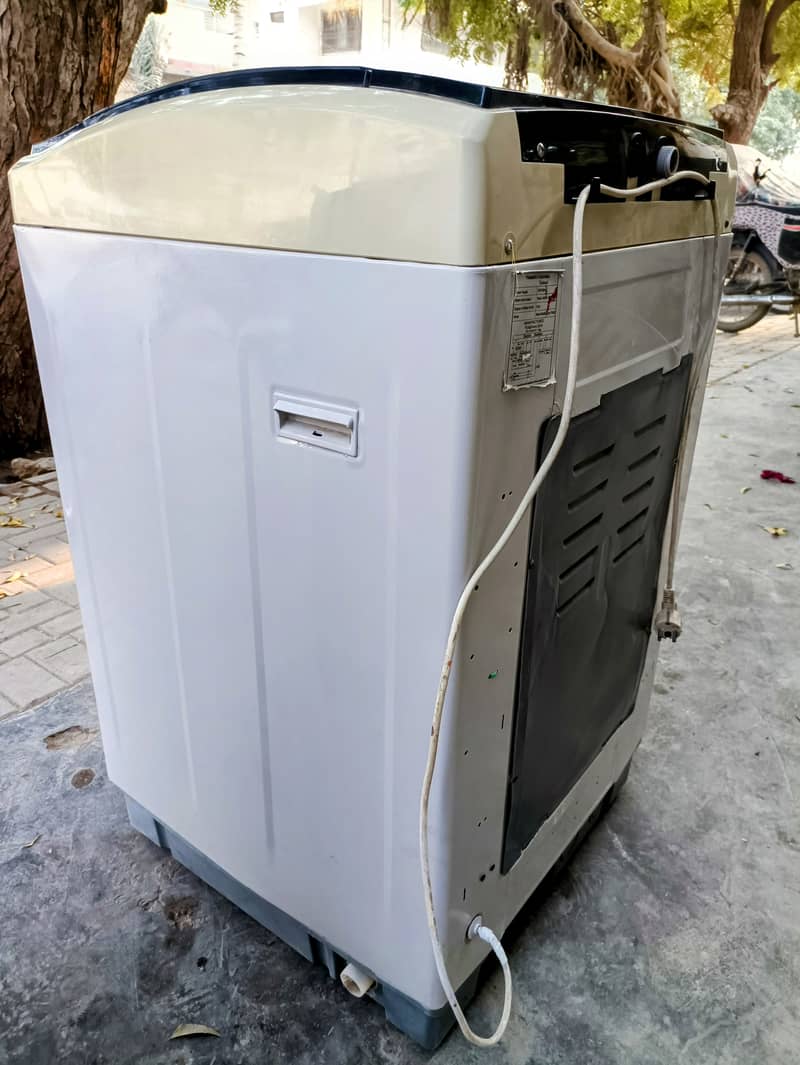 Panasonic 10 kg UAE Import 10/10 Condition Automatic Washing Machine 5