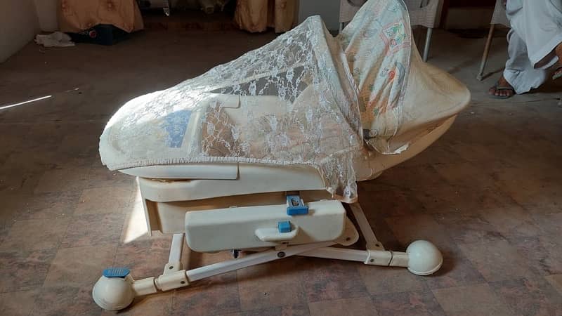 Imported Baby Electric Cot 5