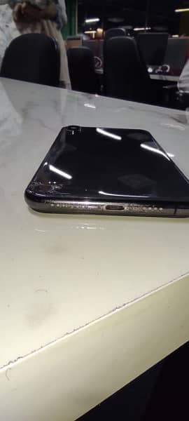 IPhone XS Max urgent sale 2