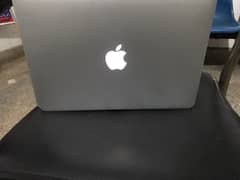 Apple Mac Air 2015 model