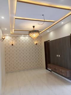 10 Marla Beautifully Designed Upper Portion For Rent In Park View City Lahore. 0