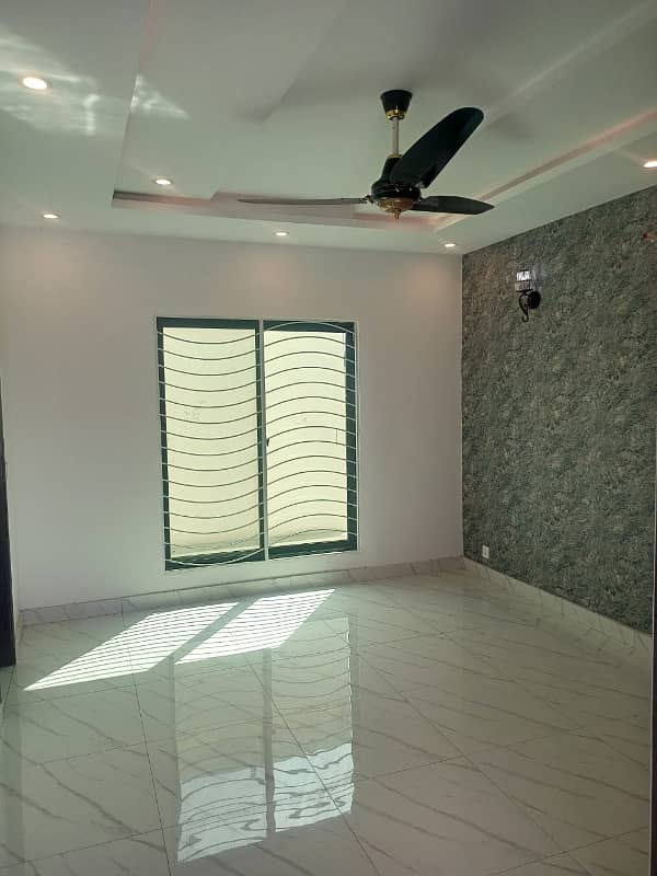 5 Marla Brand New house For Rent In Park View City Lahore. 5