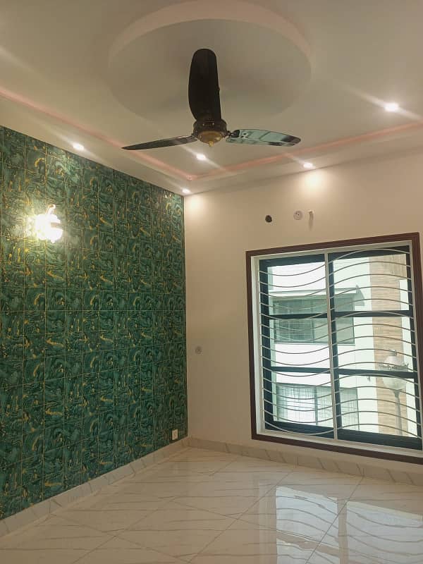 5 Marla Beautifully designed house For Rent In Park View City Lahore. 8