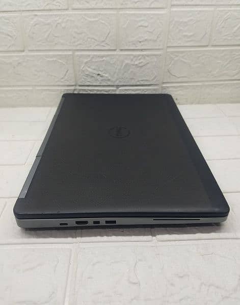 Dell precision 7710 i7 6th gen with 4k display. laptop for workstation 1