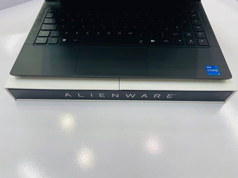 Dell Alienware X14 Series i5 12th Gen Processer 7
