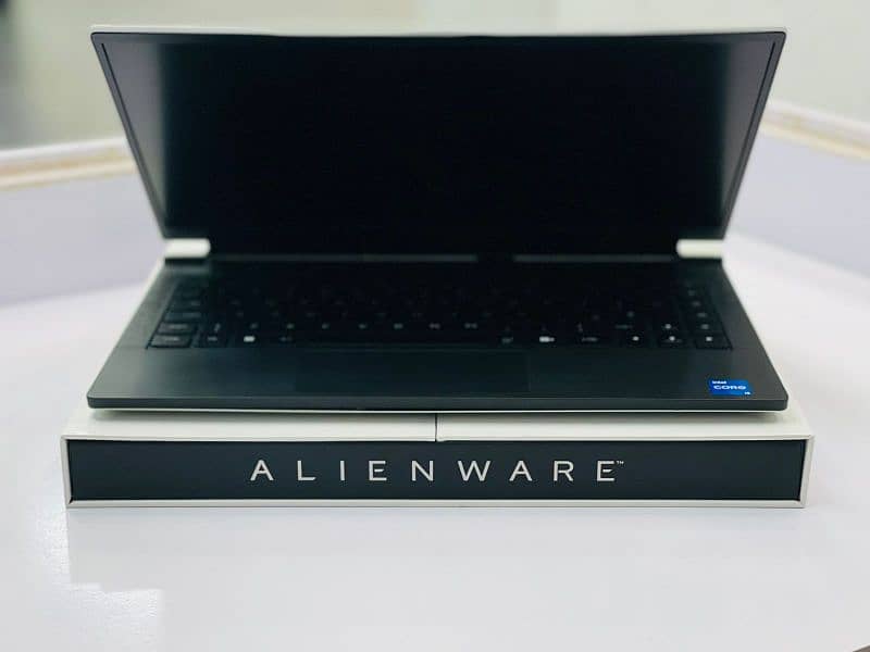 Dell Alienware X14 Series i5 12th Gen Processer 8