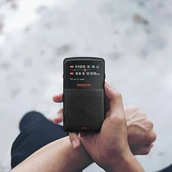 Sangean SR35 Portable Radio 3