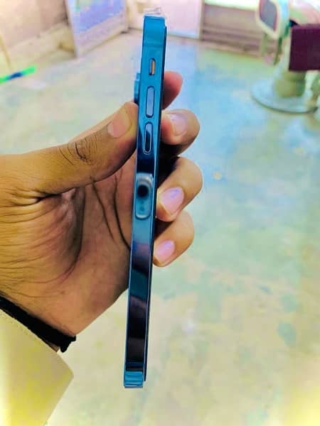 I phone xr converted to 13pro blue clour 128GB Non PTA 5
