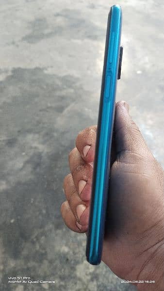 Redmi Note 9s. (6+2 128) 10 by 10 Green Colour 2