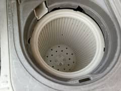 LG washing machine +spinner