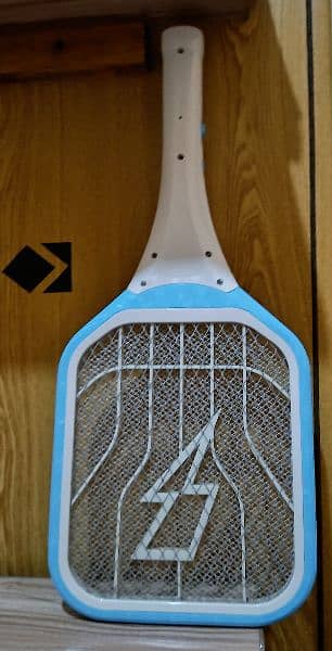 lava Electric Racket ( Very Slightly Used) 1