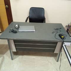office furniture 0