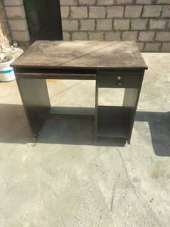 Computer Table for sale 0
